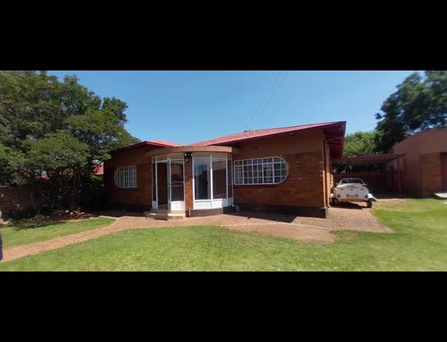 3 BEDROOM HOUSE FOR SALE IN FISHERS HILL